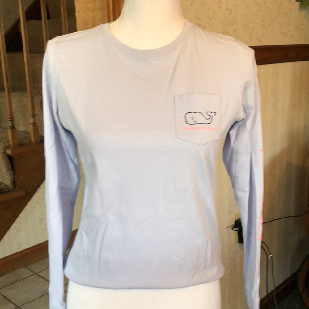 Light purple vineyard vines long sleeve T-shirt